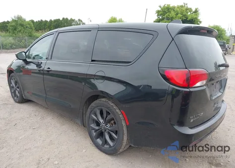 2020 Chrysler Pacifica Touring from USA, damaged, VIN 2C4RC1FG5LR150544